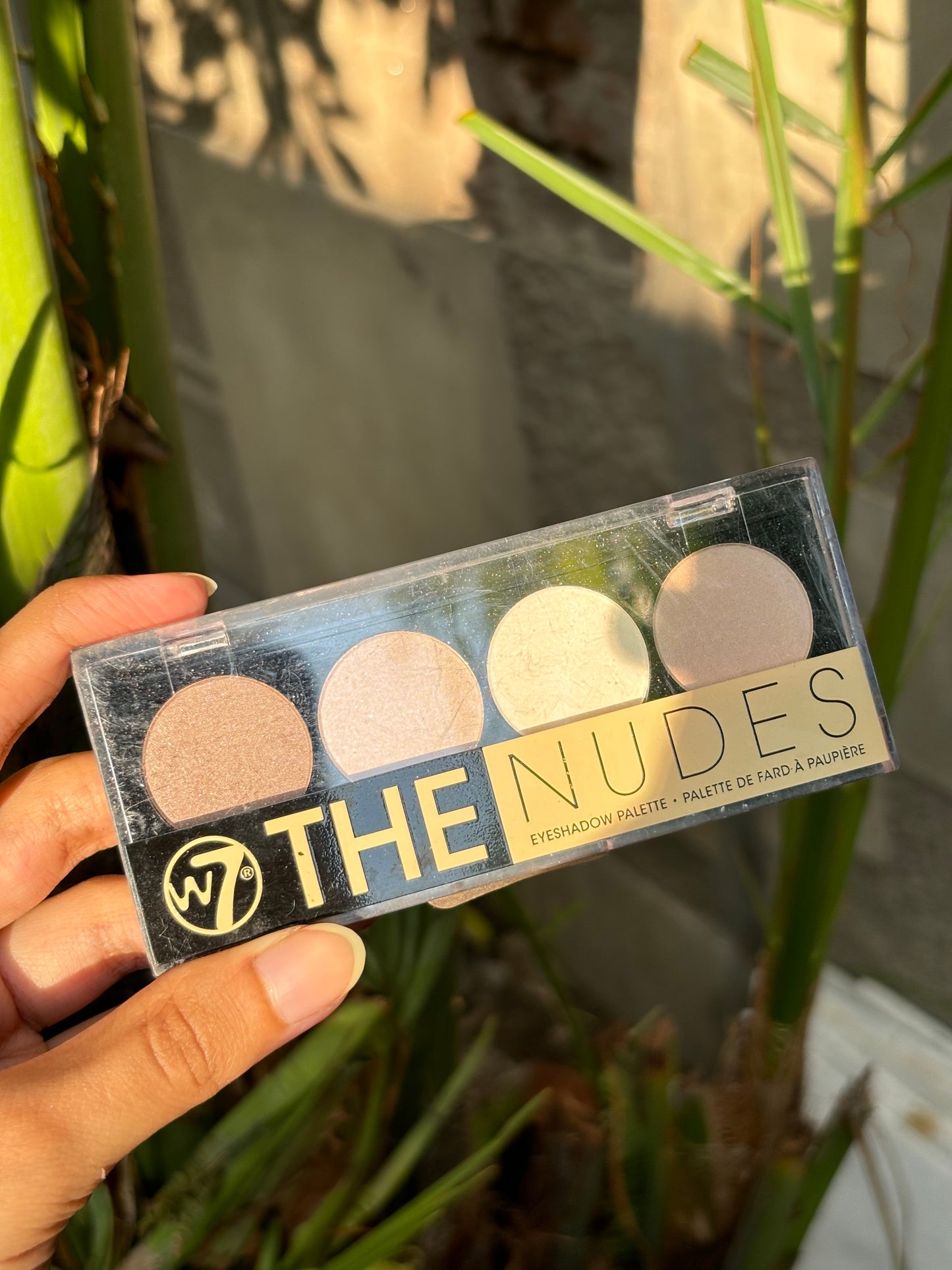 THE NUDES Eyeshadow Palette