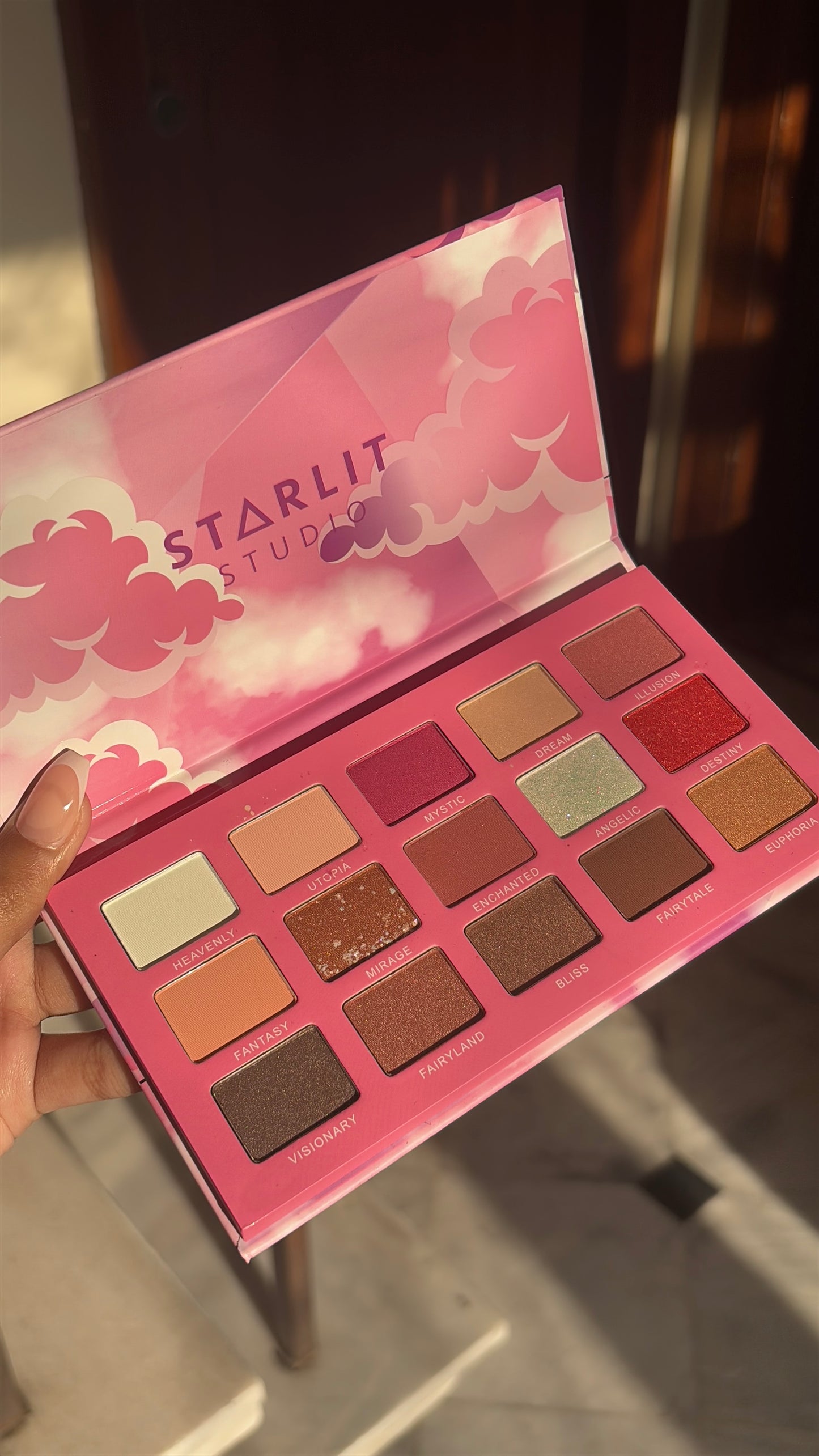 STARLIT STUDIO PINK Eyeshadow Palette