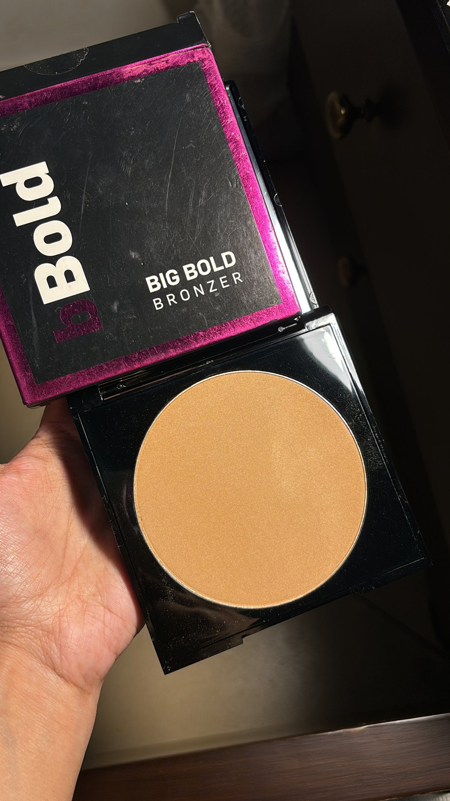 BOLD Matte Bronzer & Contour