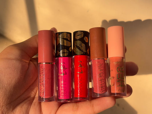 Set of 3 liquid matte lipsticks & 2 lipglosses