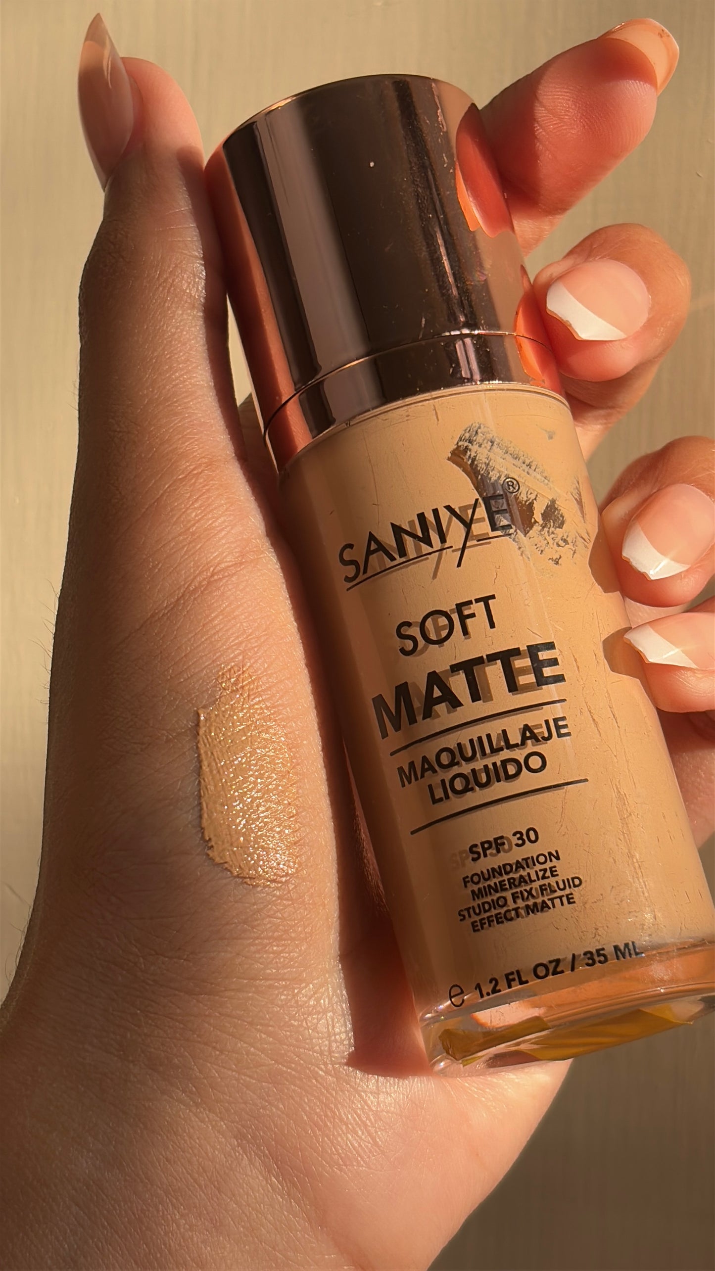 SANIYEE Soft Matte foundation