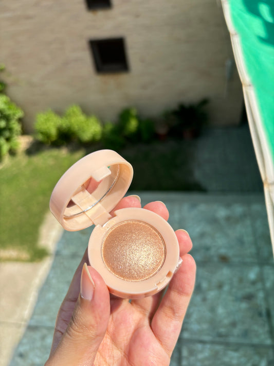 Yummy Eyes-Highlighter & Eyeshadow